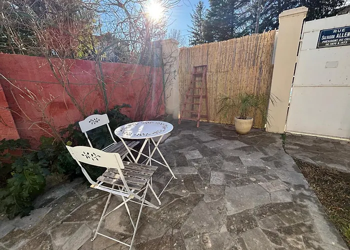 Studio Avec Clim Et Terrasse Proche Du Centre Ville D\'Avignon